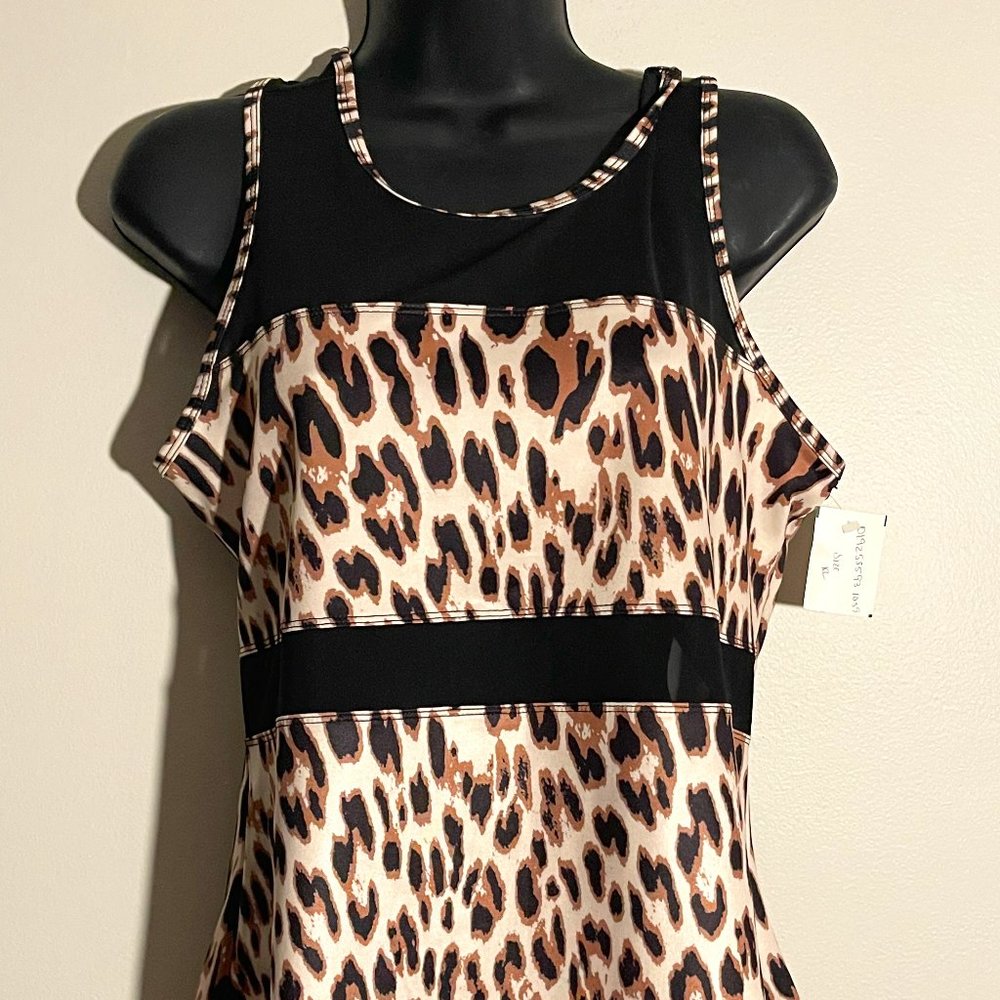 Leopard print top